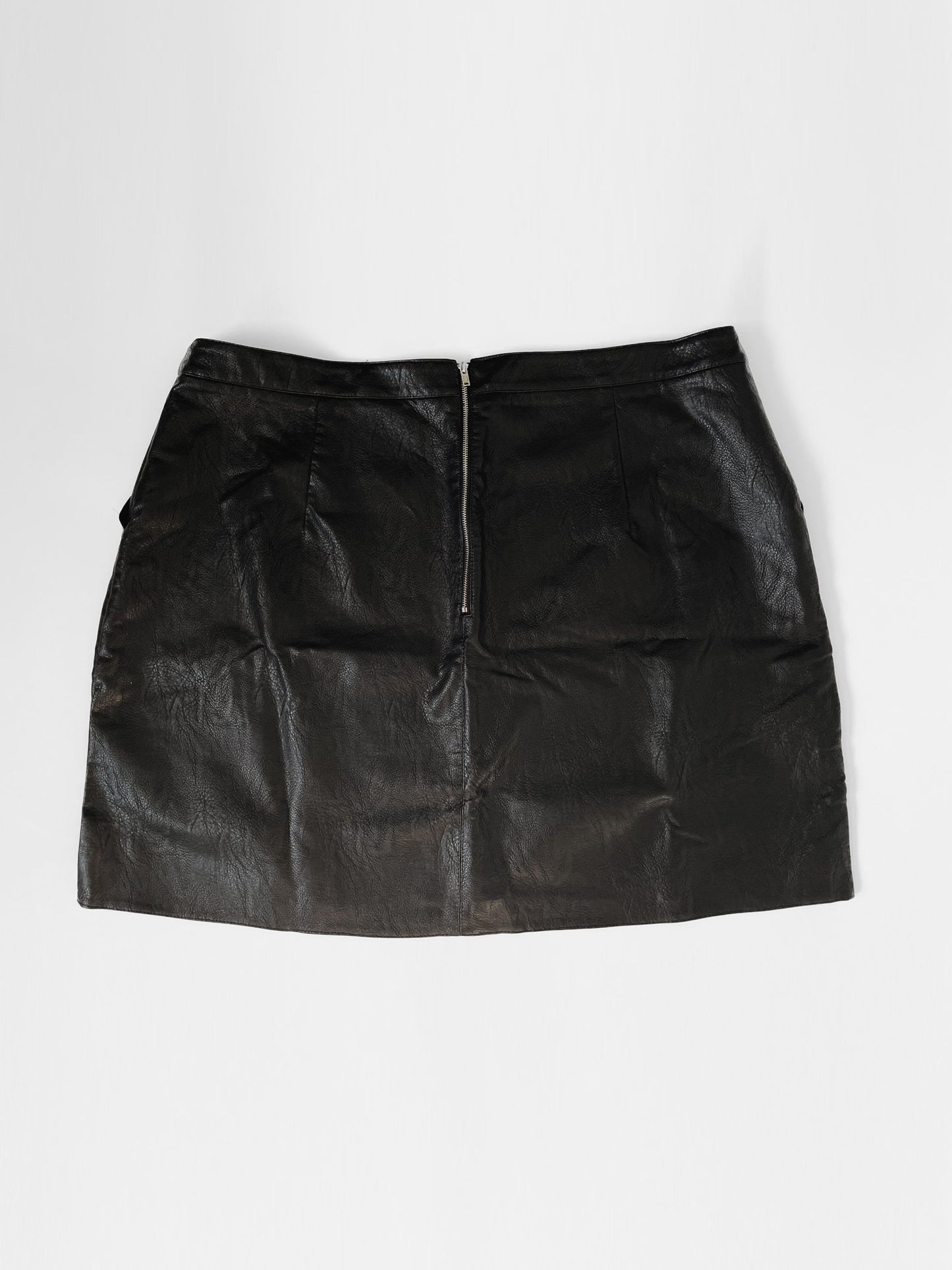 Faux Leather Natural Grain Mini Skirt - Black