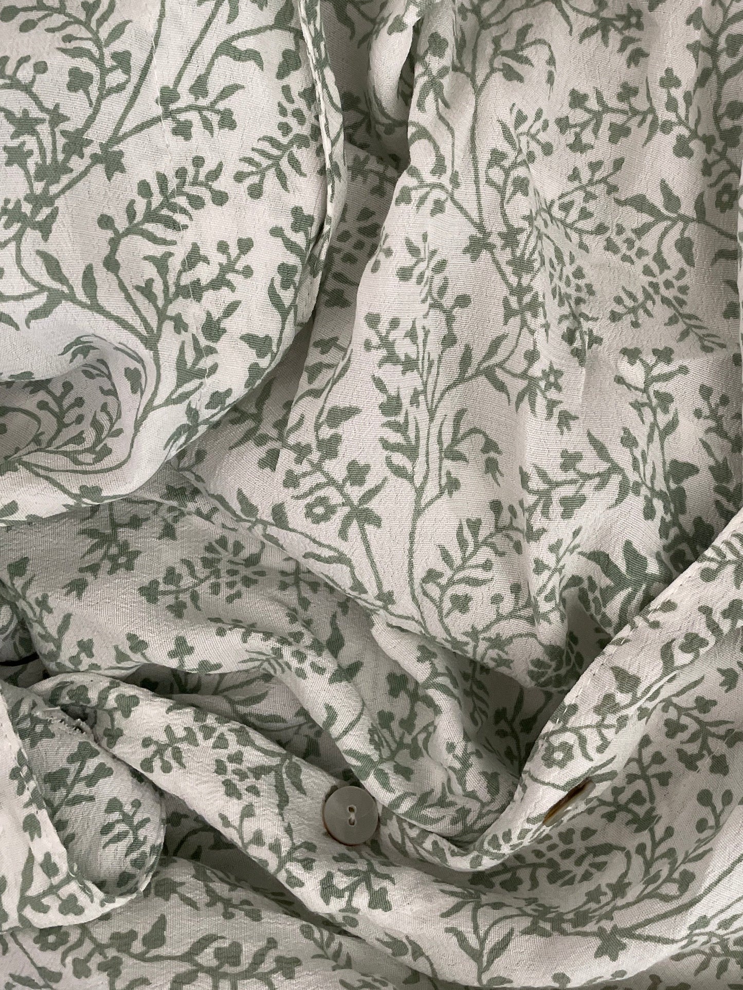 Fit and Flare Crepe Maxi Dress in White/Sage Ditsy Botanical
