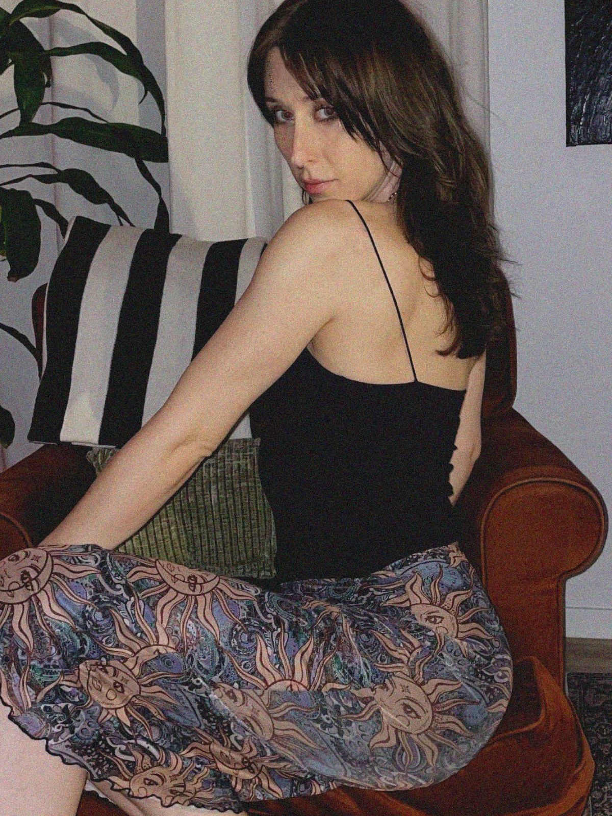 Slinky Black Cropped Spaghetti Strap Singlet