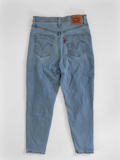 Distressed High Waist Stretch Mom Jeans in Light Wash Blue