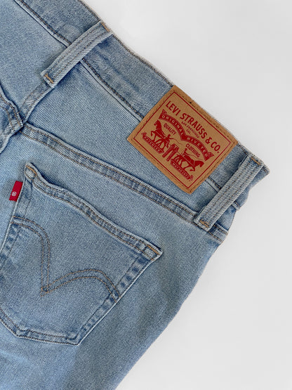 Distressed High Waist Stretch Mom Jeans in Light Wash Blue