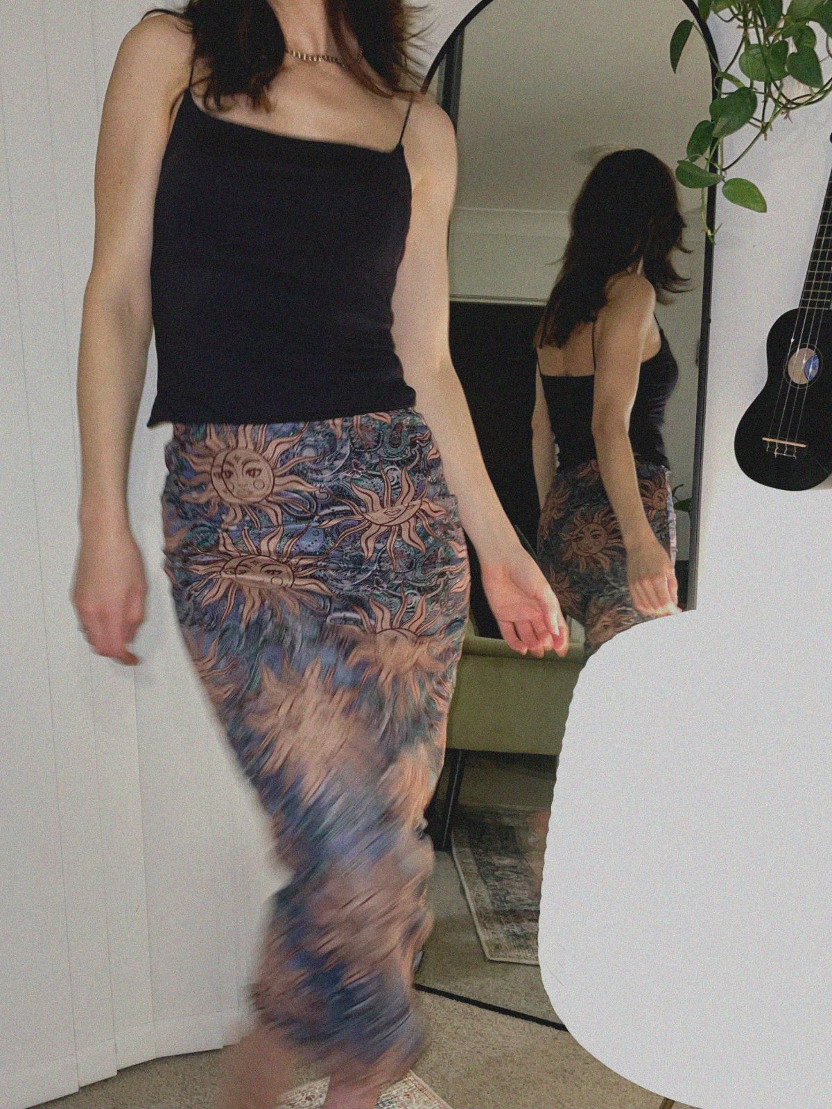 Slinky Black Cropped Spaghetti Strap Singlet