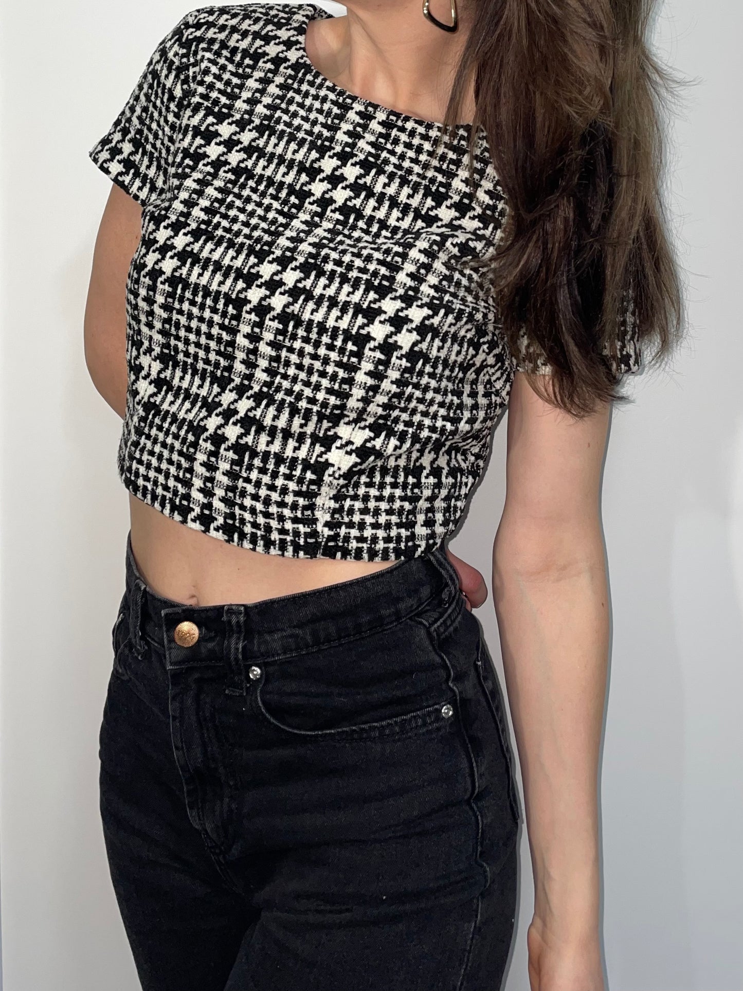 Boucle Tweed Crop Top in Black and White Houndstooth