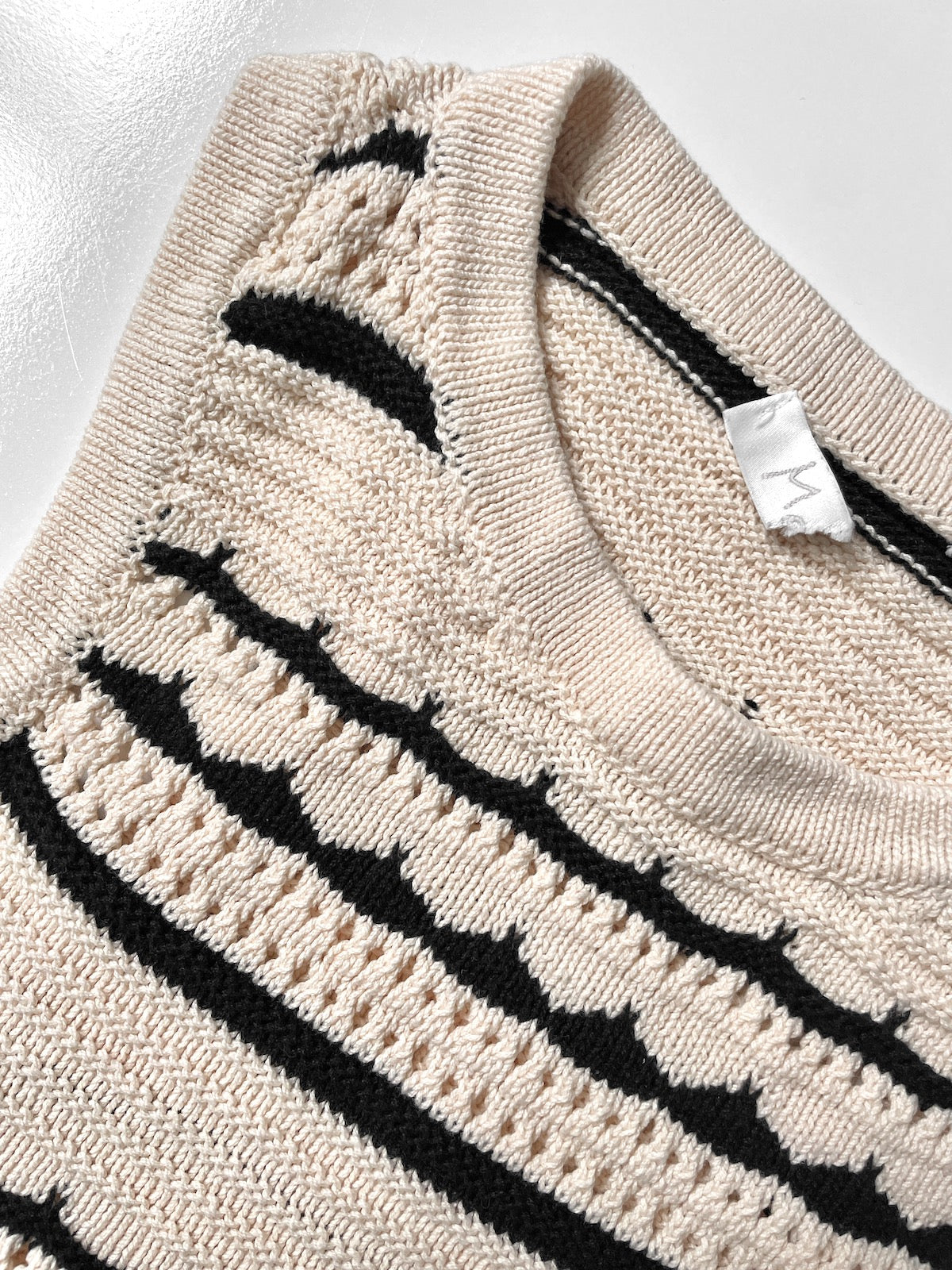 Knit Crop Tank Top Vest in Cream and Black