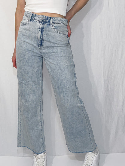 Hi Rider Wide Leg Jeans - Light Wash