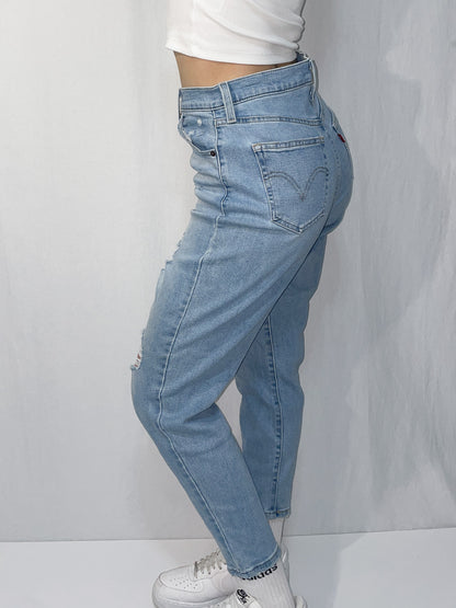 Distressed High Waist Stretch Mom Jeans in Light Wash Blue