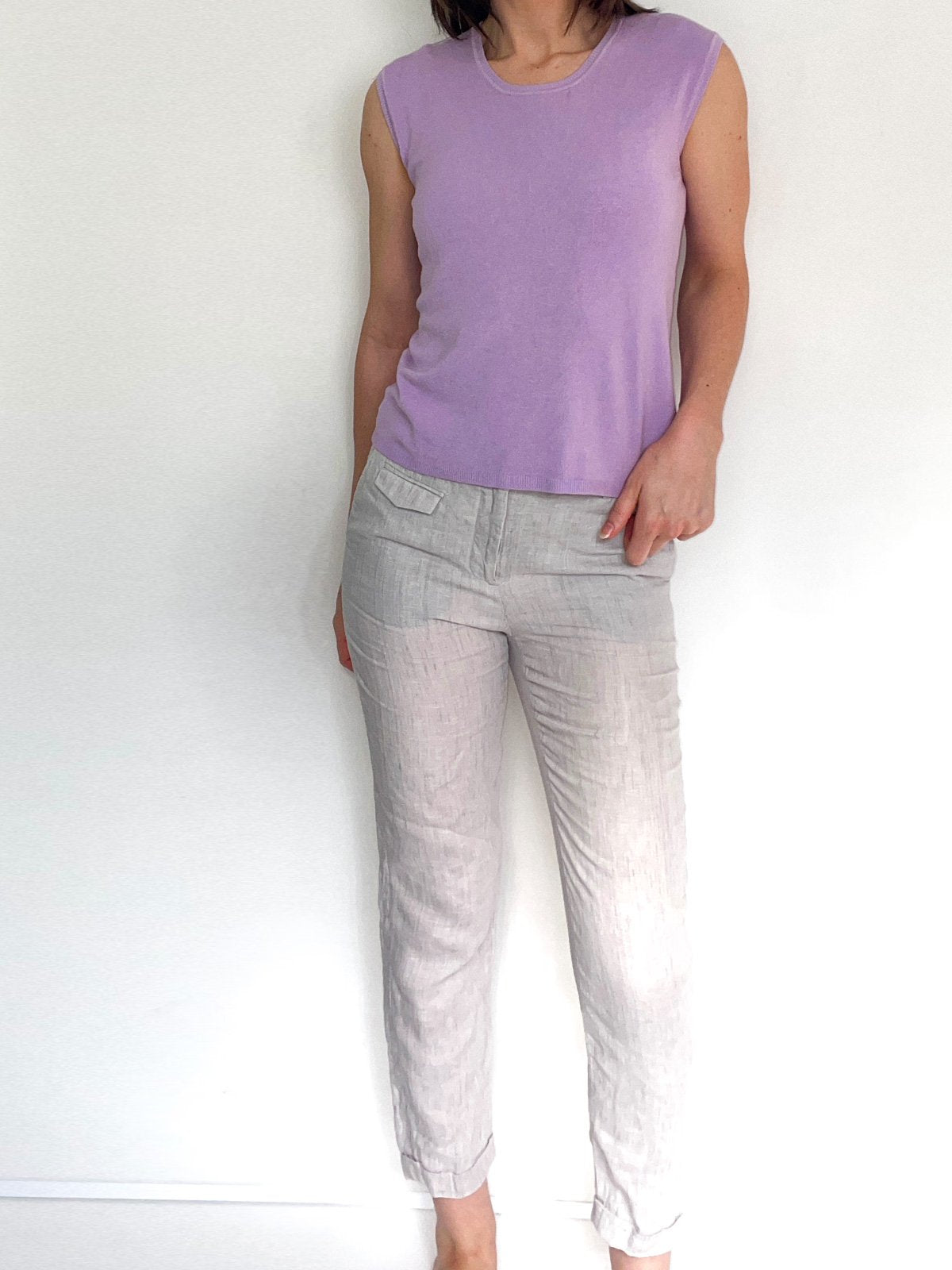 Soft Lightweight Knit Vest in Lilac