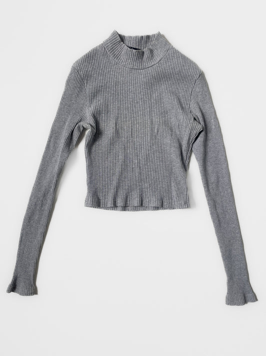 Ribbed Mock Neck Cropped Skivvy in Grey