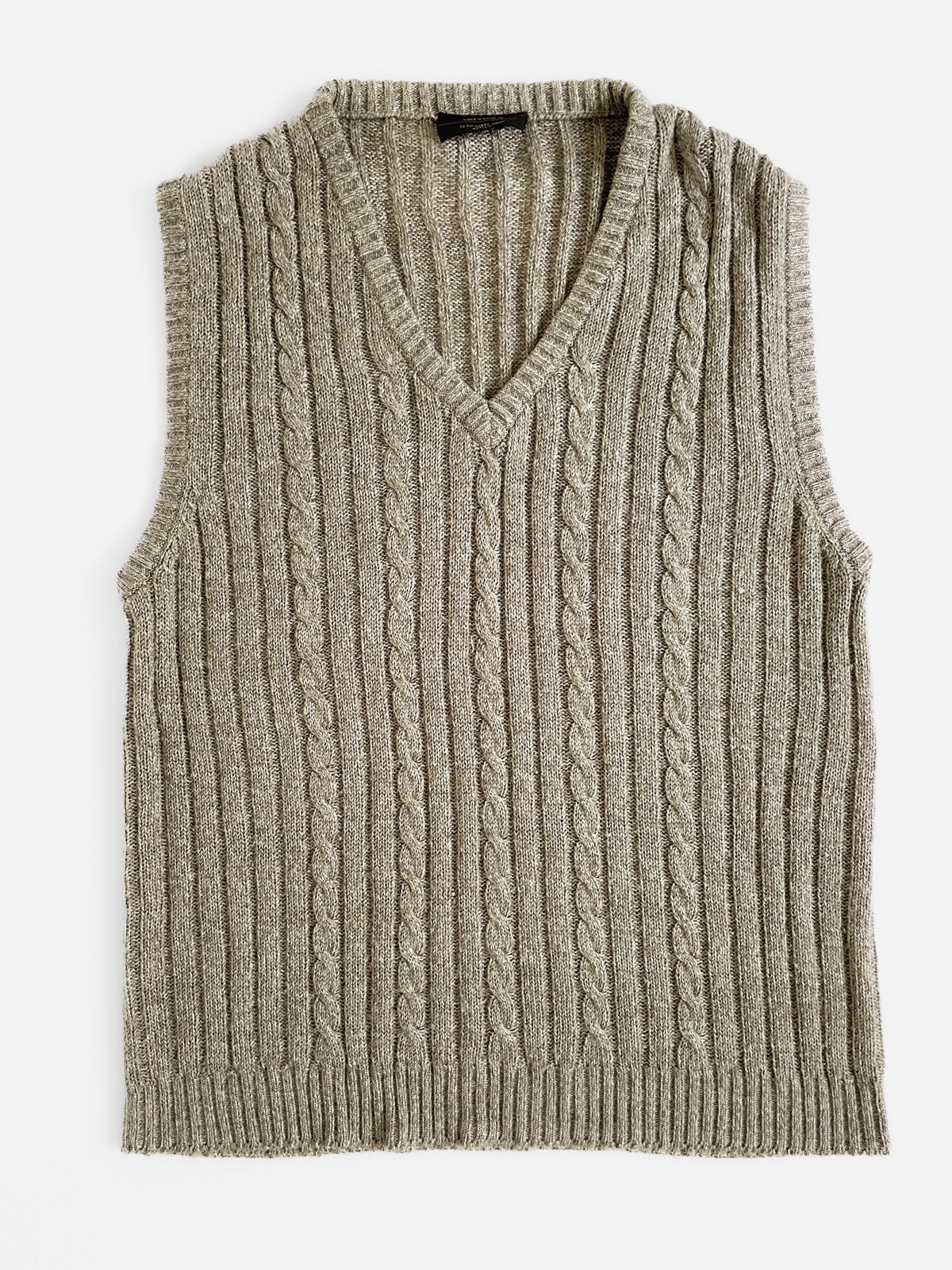 Cable Knit Vest in Oatmeal