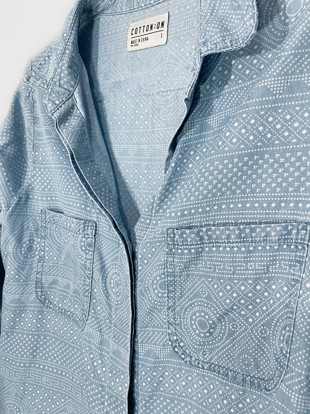 Soft Chambray Shirt With Western Spot Print
