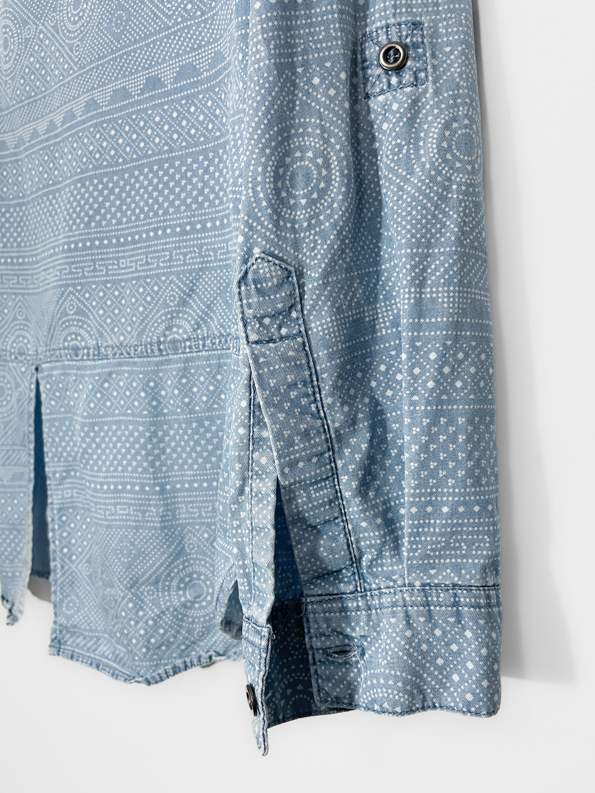 Soft Chambray Shirt With Western Spot Print