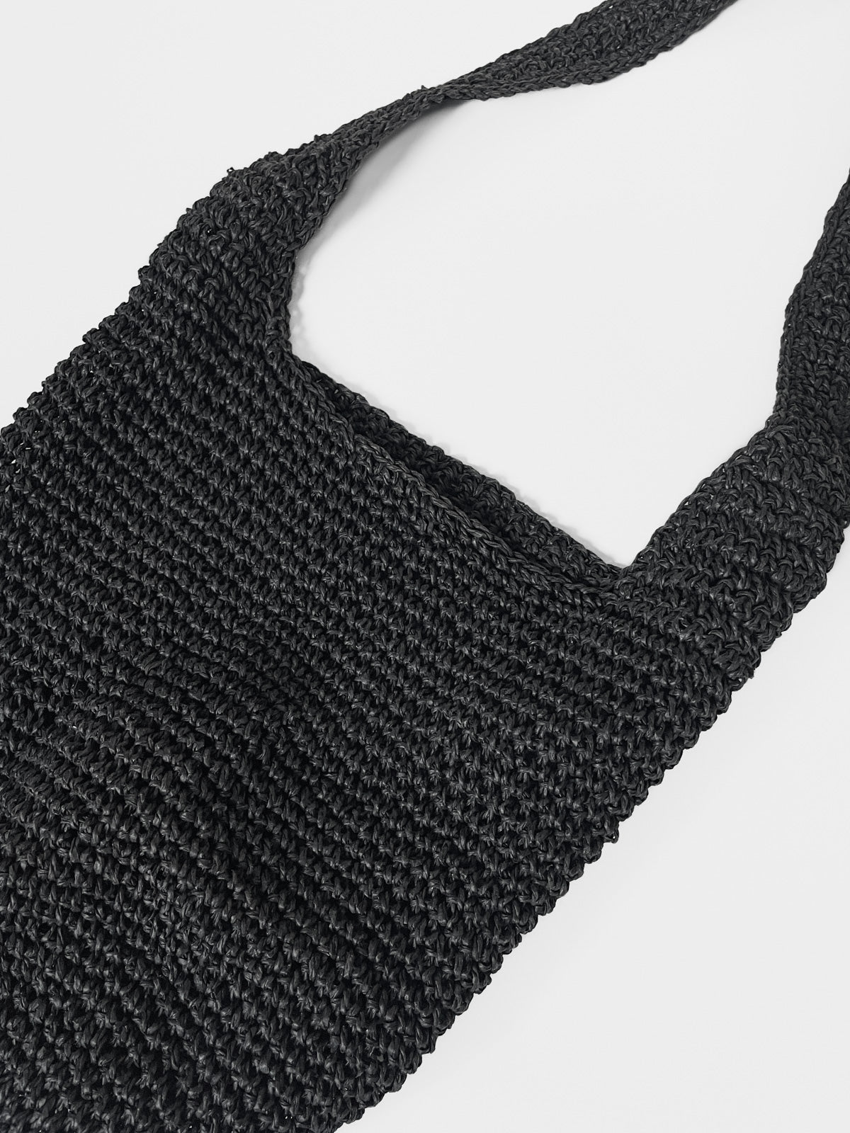 Raffia Straw Slouch Shoulder Bag in Black