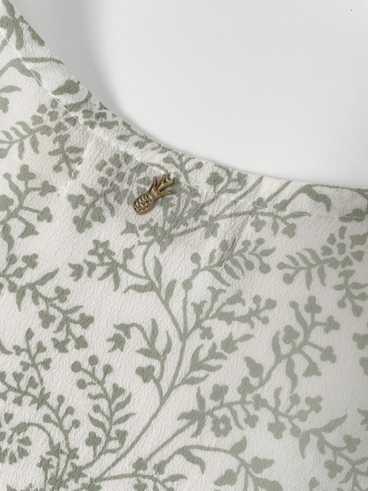 Fit and Flare Crepe Maxi Dress in White/Sage Ditsy Botanical